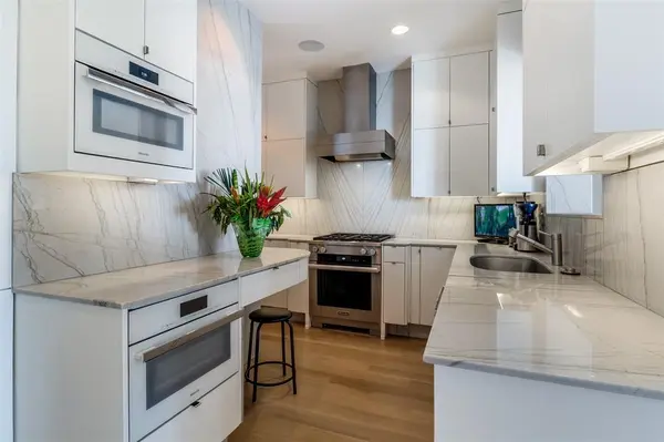 Dallas, TX 75219,3505 Turtle Creek Boulevard #17E