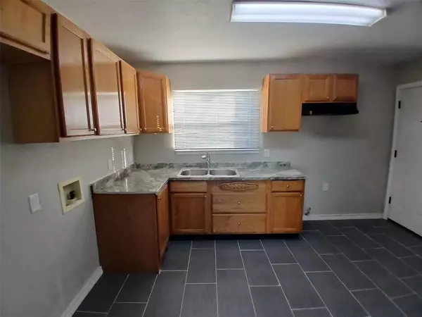 Dallas, TX 75241,3724 Moonstone Drive