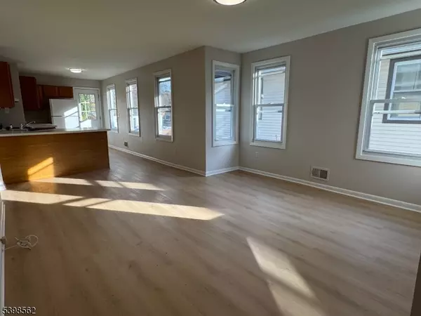 7 Grove St #2, Cranford Twp., NJ 07016