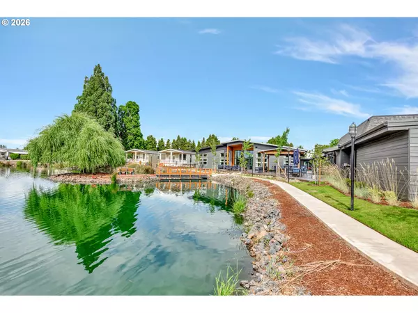 Eugene, OR 97402,1800 LAKEWOOD CT #24