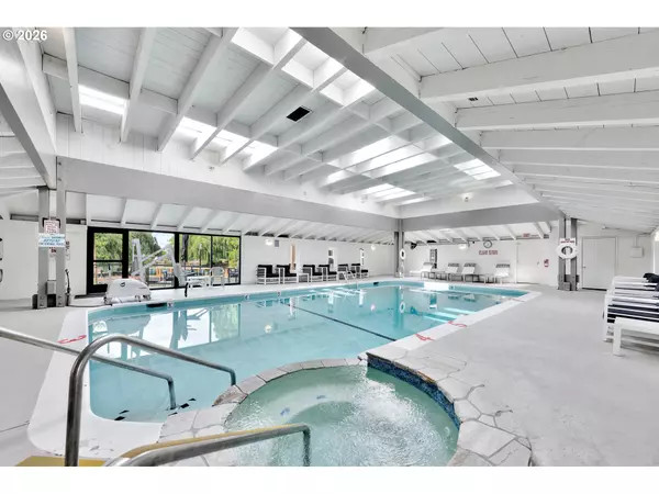 Eugene, OR 97402,1800 LAKEWOOD CT #24