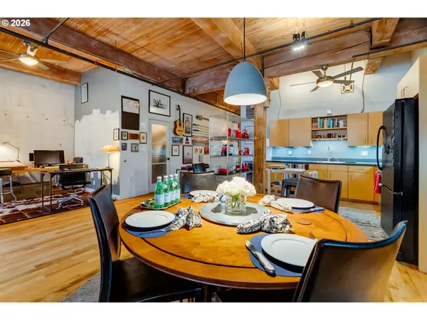 Portland, OR 97209,725 NW FLANDERS ST #204