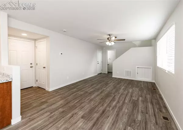 Colorado Springs, CO 80923,7583 Manistique DR