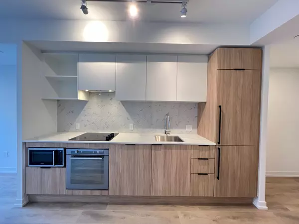 Toronto C08, ON M5B 0C5,82 Dalhousie ST #901