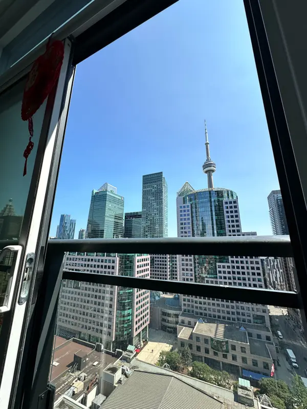 Toronto C01, ON M5V 0S6,99 John ST #2001