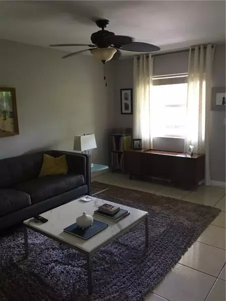 Wilton Manors, FL 33334,2741 NE 8th Ave #14