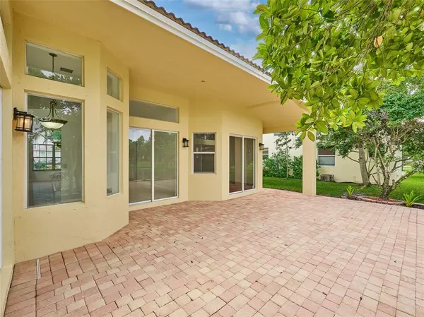 Coconut Creek, FL 33073,7127 Pinecreek Way