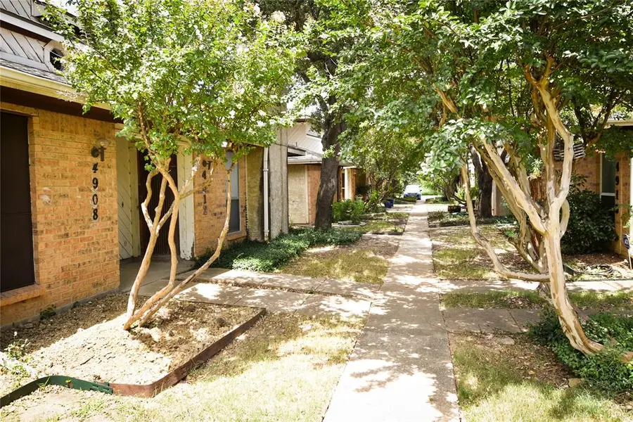 4908 Oak Bluff, Mesquite, TX 75150