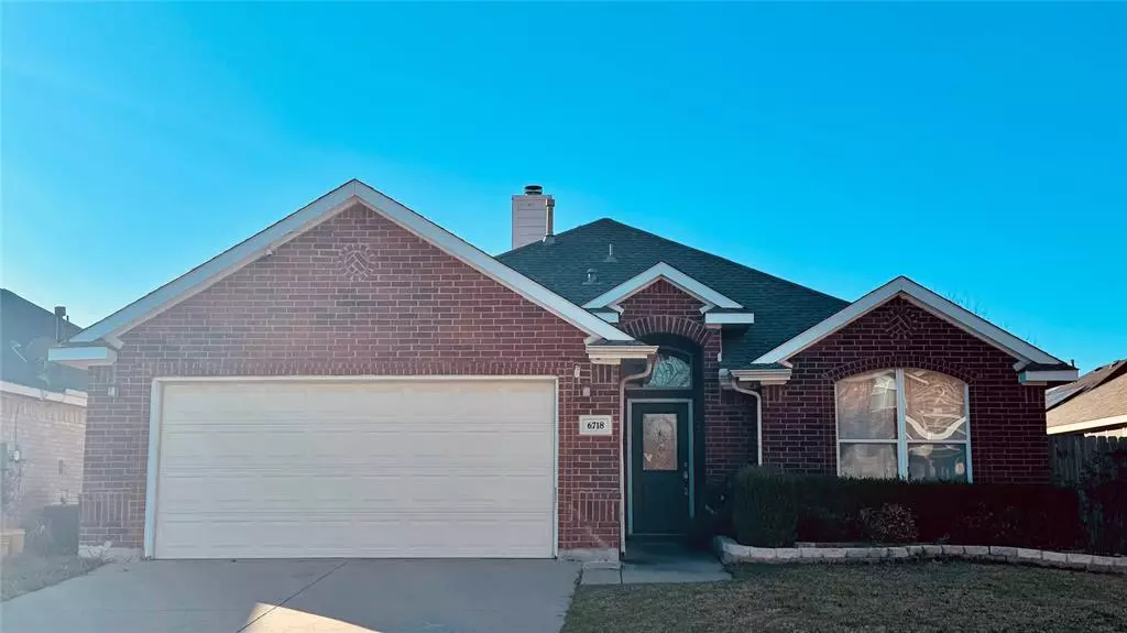 Arlington, TX 76002,6718 Hillgreen Drive