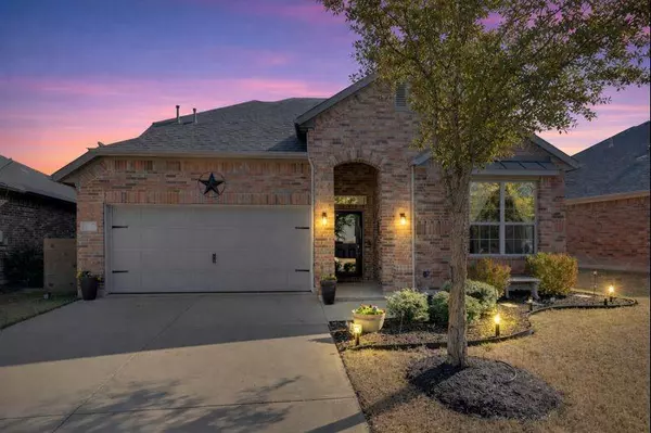 Fort Worth, TX 76262,15420 Elm Bluff Way