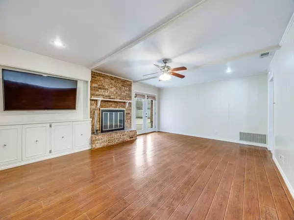 Sherman, TX 75092,1713 Crescent Drive