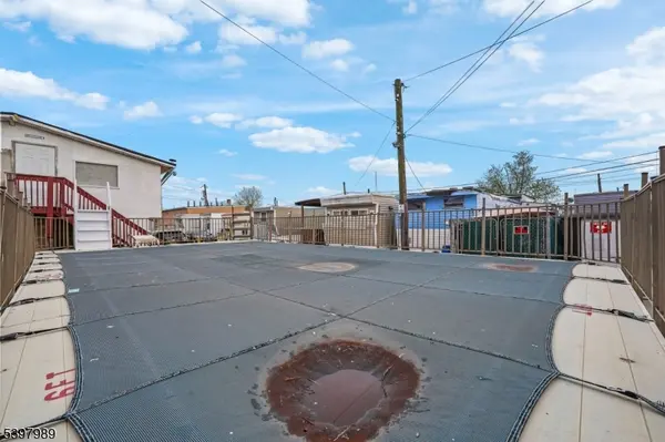 Moonachie Boro, NJ 07074,21 Helen