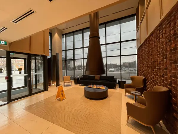 Whitby, ON L1N 4K2,201 Brock ST S #504