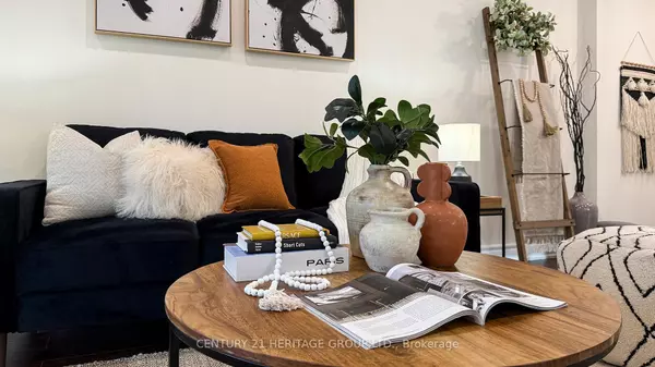 Oakville, ON L6H 1E4,194 Sewell DR