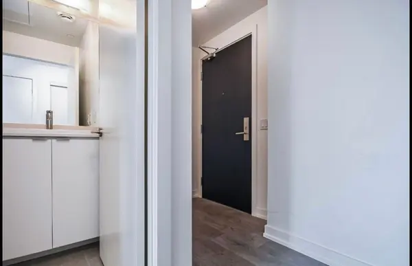 Kitchener, ON N2G 1A6,55 Duke St W ST #1008