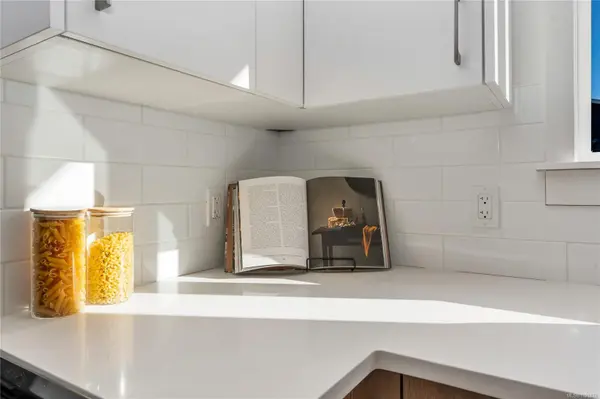 Langford, BC V9C 2V8,909 Vine Crt