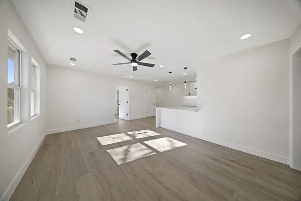 Arlington, TX 76010,1817 Newton Street