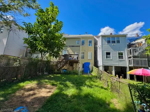 Prospect Park Boro, NJ 07508,206 N 6Th St