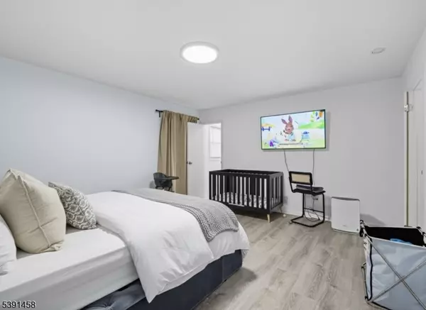 Woodland Park, NJ 07424,60 Garden Ave