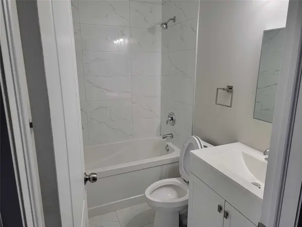 Hamilton, ON L8K 3S5,108 Adair AVE S #UPPER