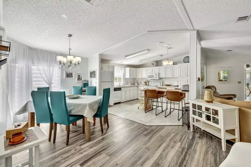 Fort Pierce, FL 34951,6579 Spanish Lakes Blvd