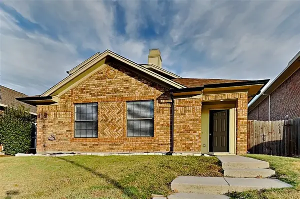 1403 Golden Gate Drive, Carrollton, TX 75007