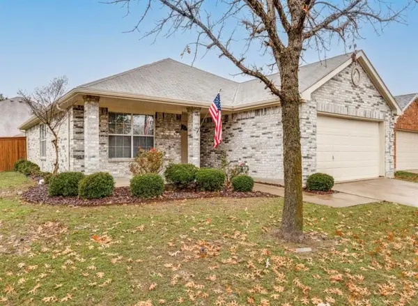 2001 Lake Trail Drive, Heartland, TX 75126