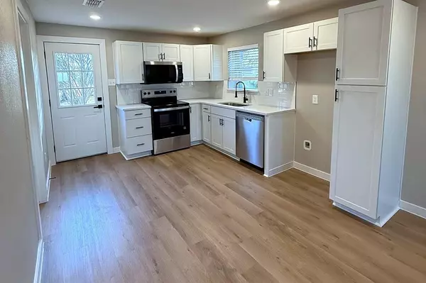 Waxahachie, TX 75165,806 E Jefferson Street