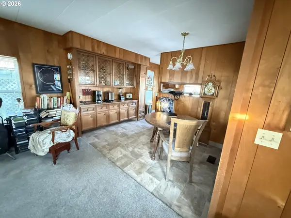 Salem, OR 97305,5545 43RD WAY NE