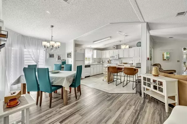 6579 Spanish Lakes Blvd,  Fort Pierce,  FL 34951