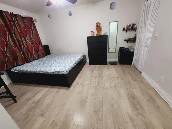 Plantation, FL 33324,10749 Cleary Blvd. #202