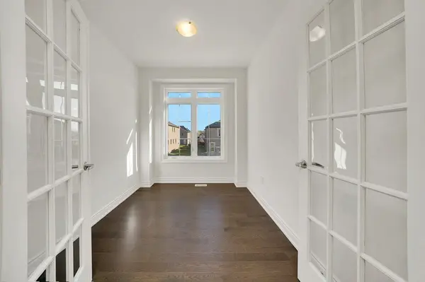 Caledon, ON L7C 0H1,32 James Walker AVE