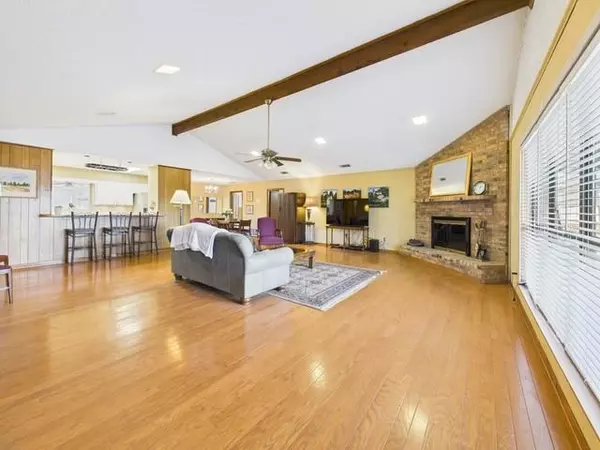 Enchanted Oaks, TX 75156,162 1st Oak Drive