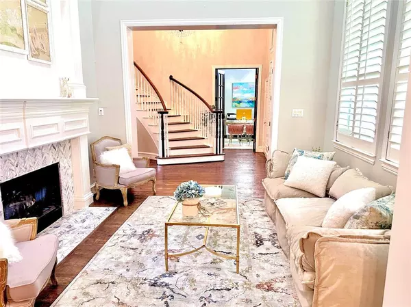 Plano, TX 75025,8004 Ashby Court