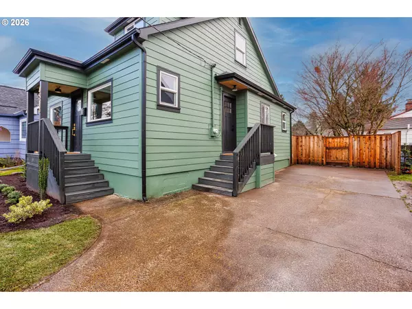 Portland, OR 97206,4512 SE CLINTON ST SE