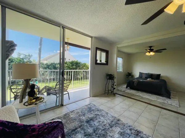 75-5766 KUAKINI HIGHWAY #104, Kailua-kona, HI 96740