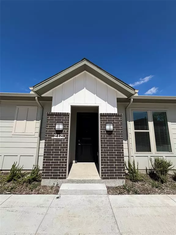 Melissa, TX 75454,300 Lucas Lane #114