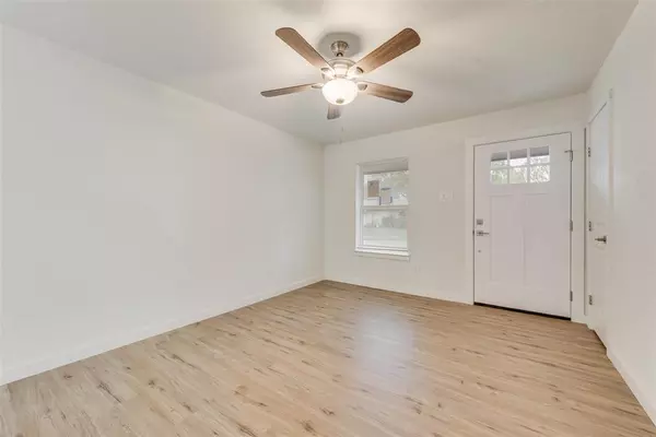 Garland, TX 75043,3853 Commonwealth Drive