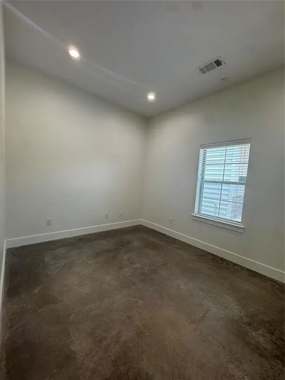 Gunter, TX 75058,202 W Main Street #106