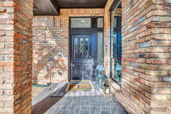 Dallas, TX 75248,6558 Laurel Valley Road