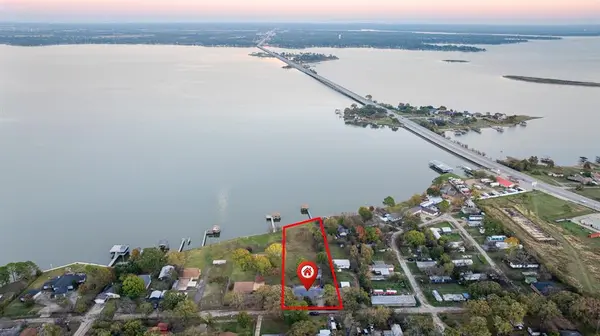 Seven Points, TX 75143,327 Nob Hill Lane