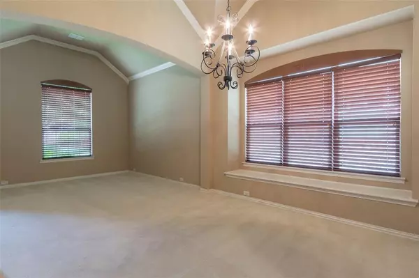 Allen, TX 75013,911 Panther Lane