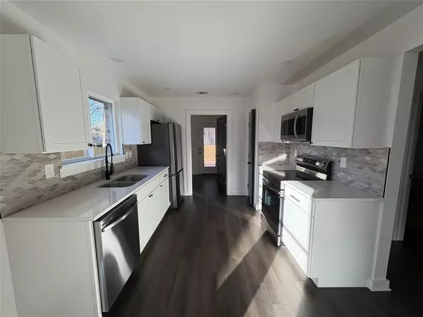 Mineola, TX 75773,515 Giraud St