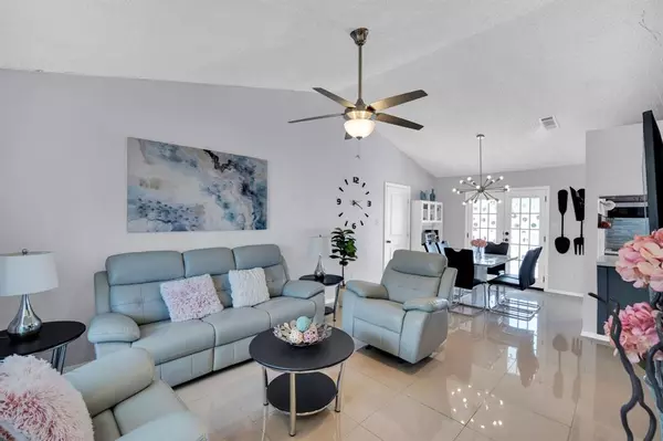 Arlington, TX 76018,1702 Fieldstone Court