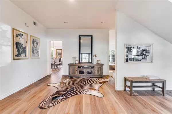 Dallas, TX 75220,9122 Cochran Heights Drive