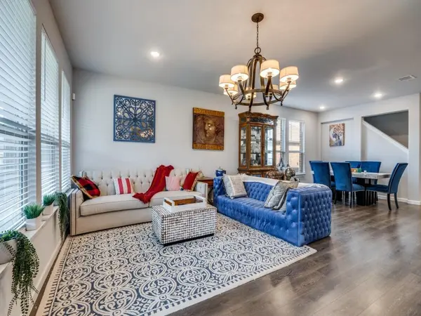 Red Oak, TX 75154,635 Congressional Avenue