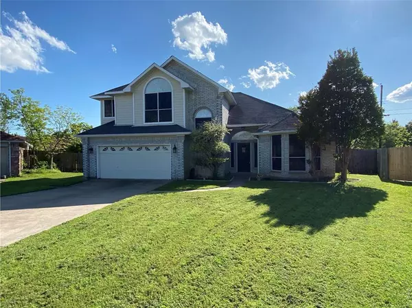 803 Switzer Lane, Cedar Hill, TX 75104