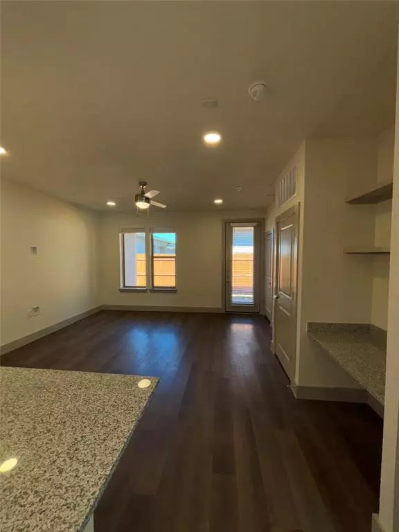 Melissa, TX 75454,300 Lucas Lane #114