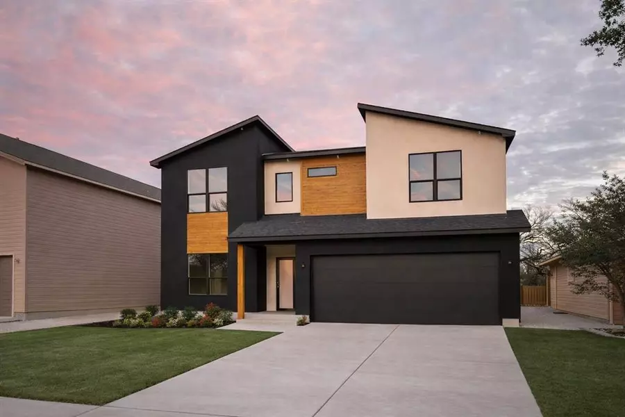 3906 Harlingen Street, Dallas, TX 75212