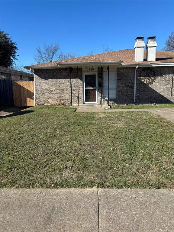 1229 Willow Wood Court, Irving, TX 75060